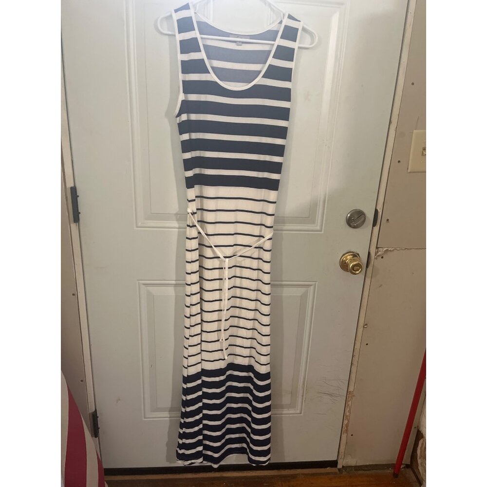 5th & Love sleeveless blue white maxi dress with tie size Large